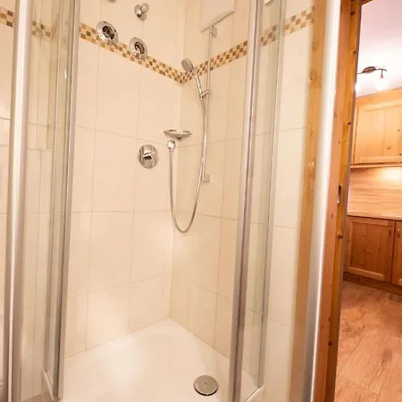 Апартаменты Loewenzahn Грайнау